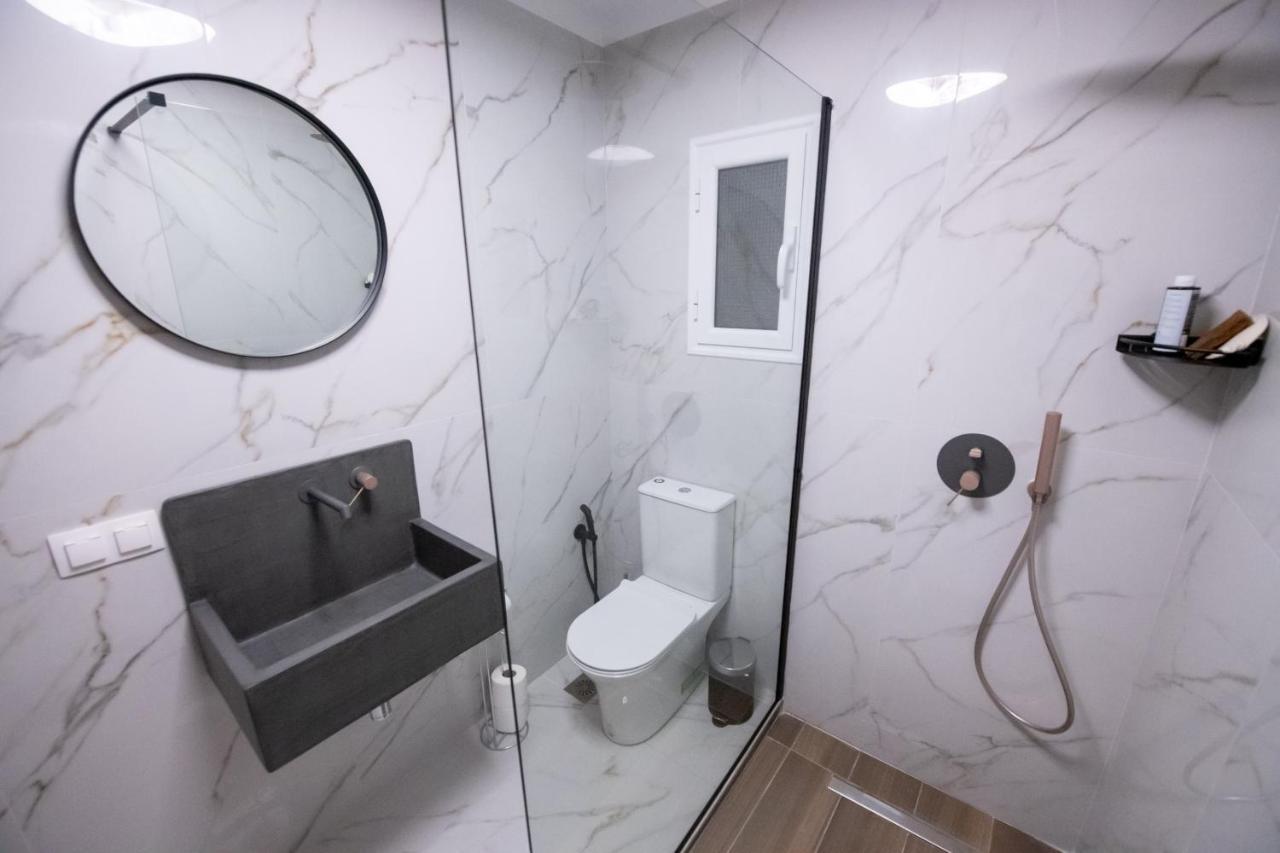 Centerstage1 Boutique Apartment - Hemisphere1 Stylish Studio سالونيك المظهر الخارجي الصورة