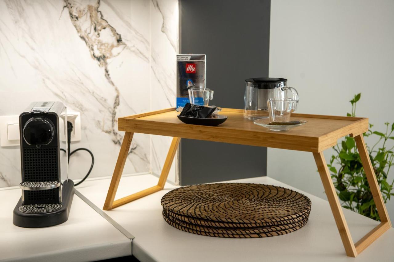 Centerstage1 Boutique Apartment - Hemisphere1 Stylish Studio سالونيك المظهر الخارجي الصورة