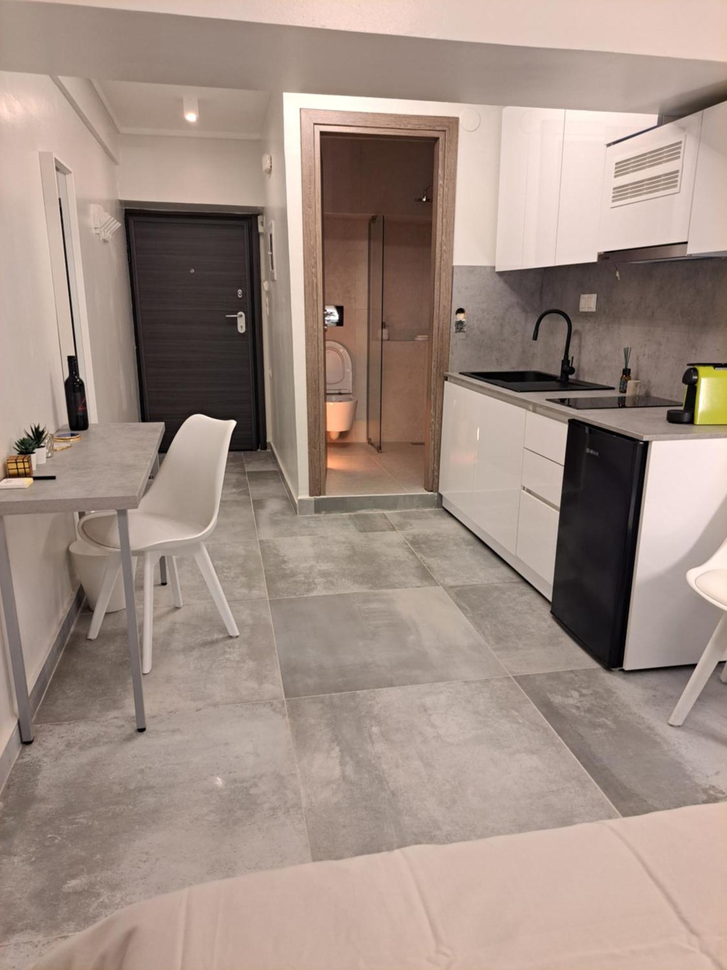 Centerstage1 Boutique Apartment - Hemisphere1 Stylish Studio سالونيك المظهر الخارجي الصورة